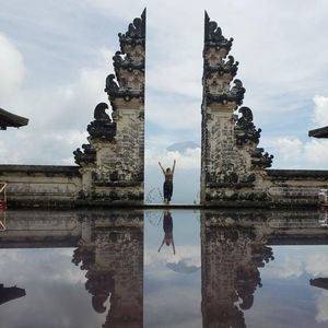 Meet your Posher, Lara